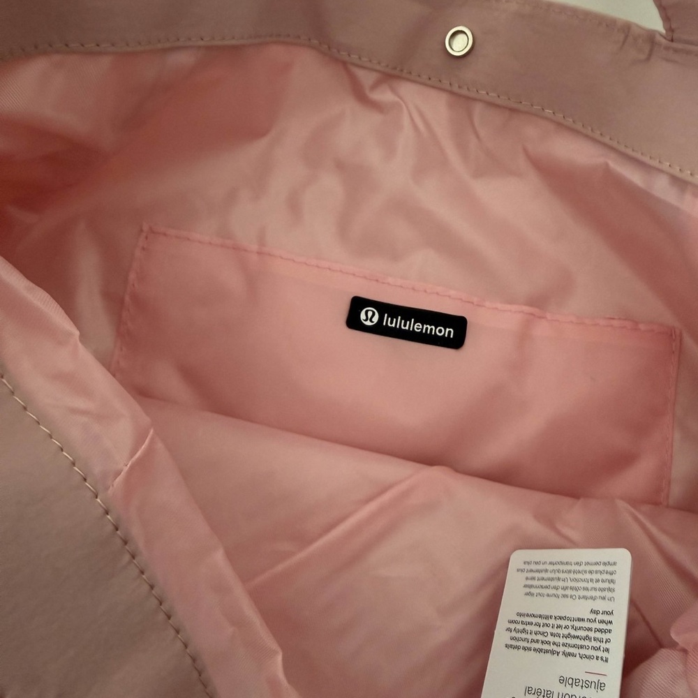 Lululemon Tote Bag - Picture 4 of 4